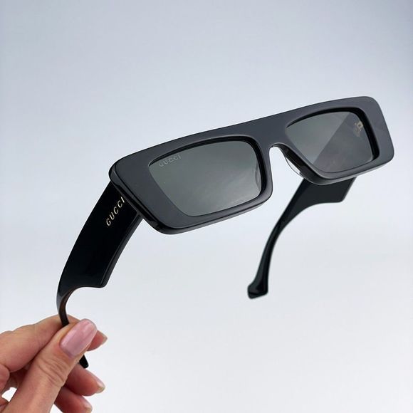 🔥Gucci GG1331S 001 Sunglasses Black Grey Rectangle Unisex - Picture 5 of 12